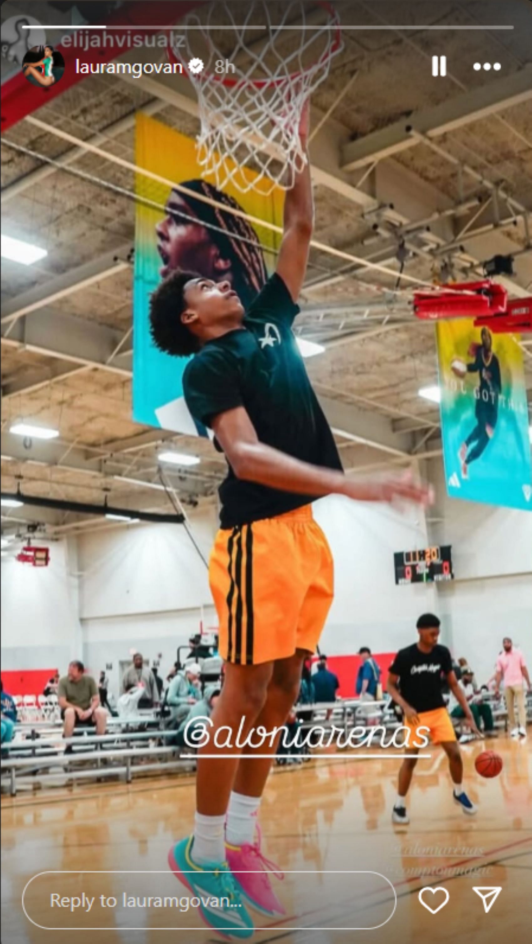 Laura Govan shares image of Aloni Arenas dunking the ball (Image: IG/lauramgovan)